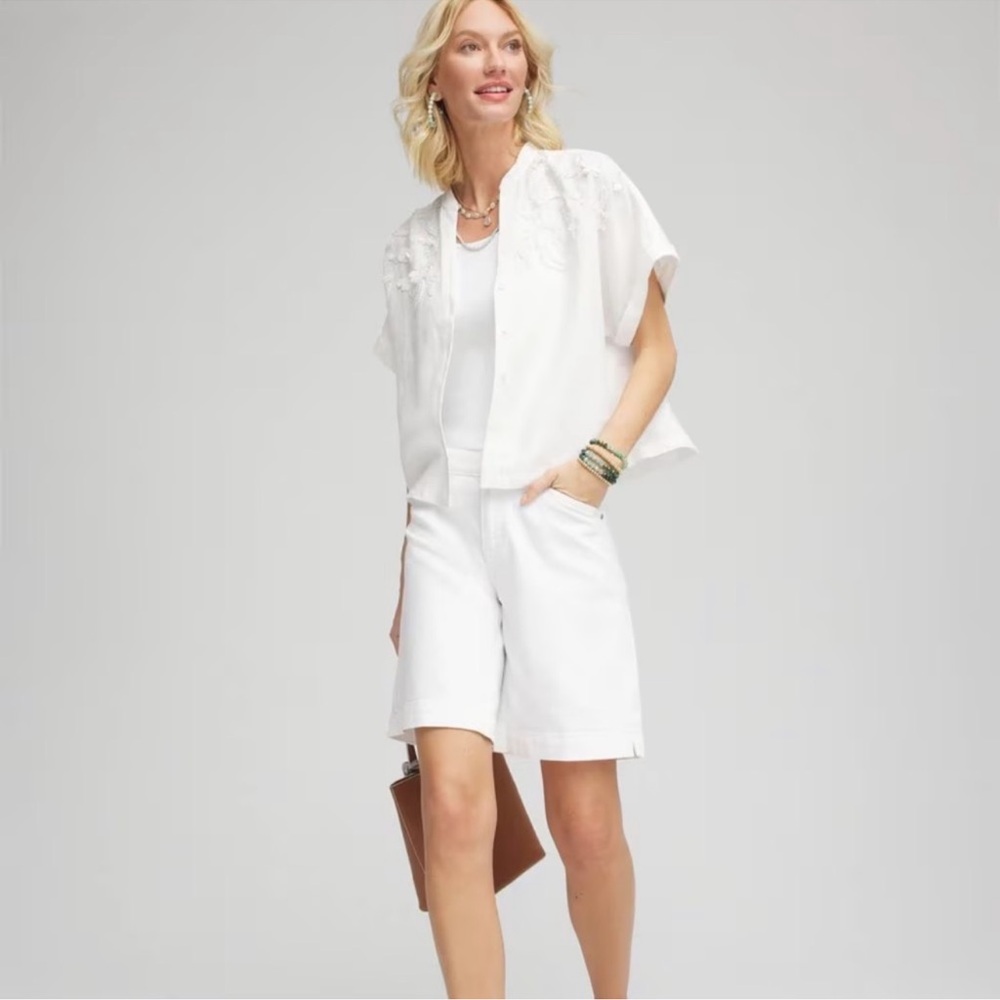 CHICOS Linen Dolman Sleeve Embroidered Blouse White Siz US 8 - Picture 3 of 11
